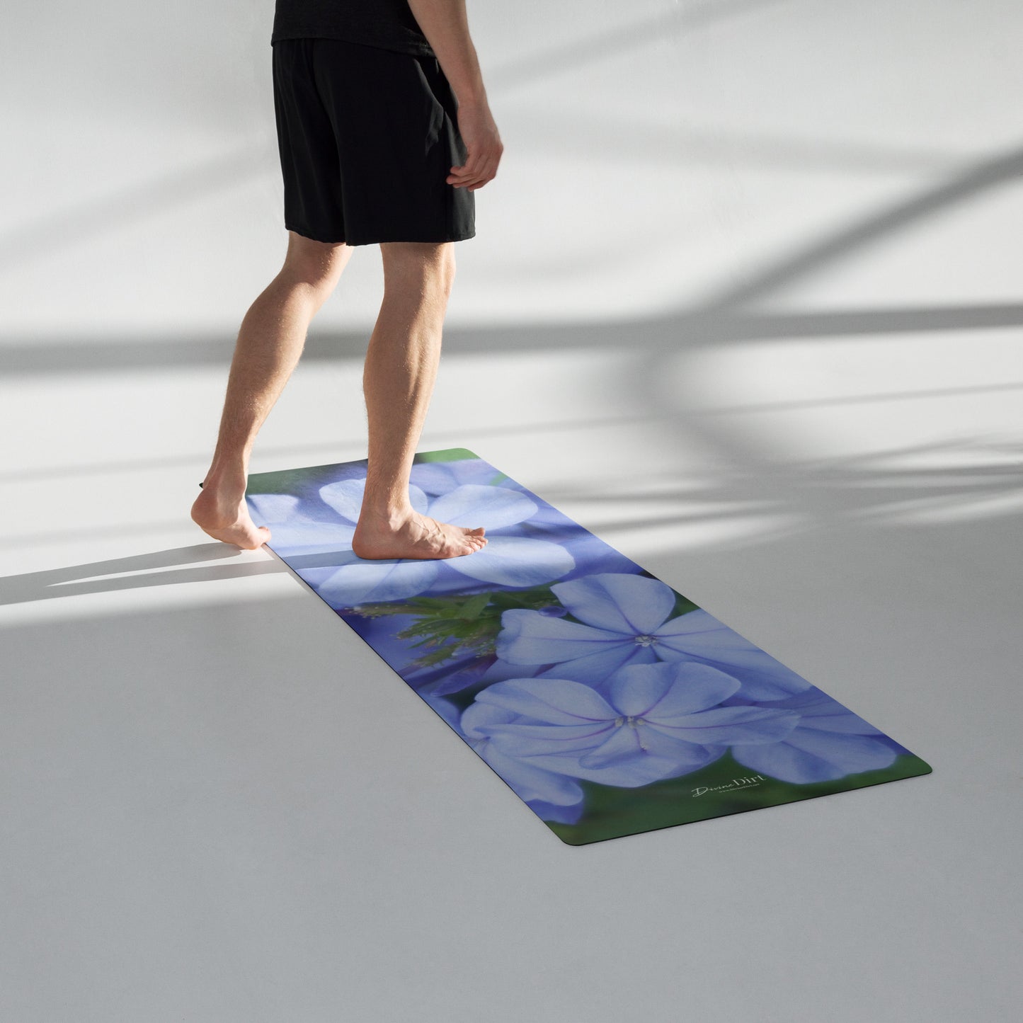 Blue Plumbago Yoga mat